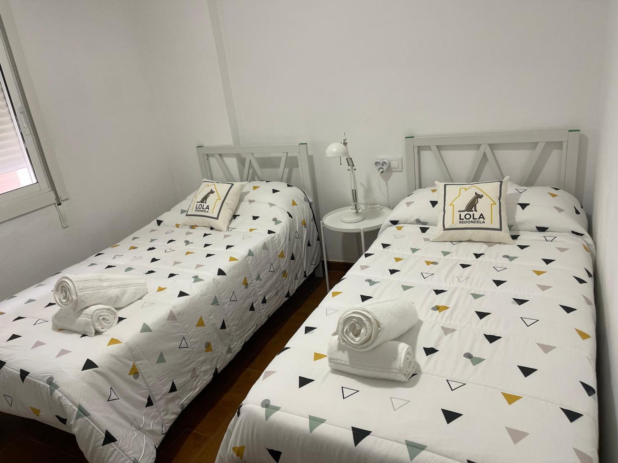 Lolaredondela Apartment ภายนอก รูปภาพ